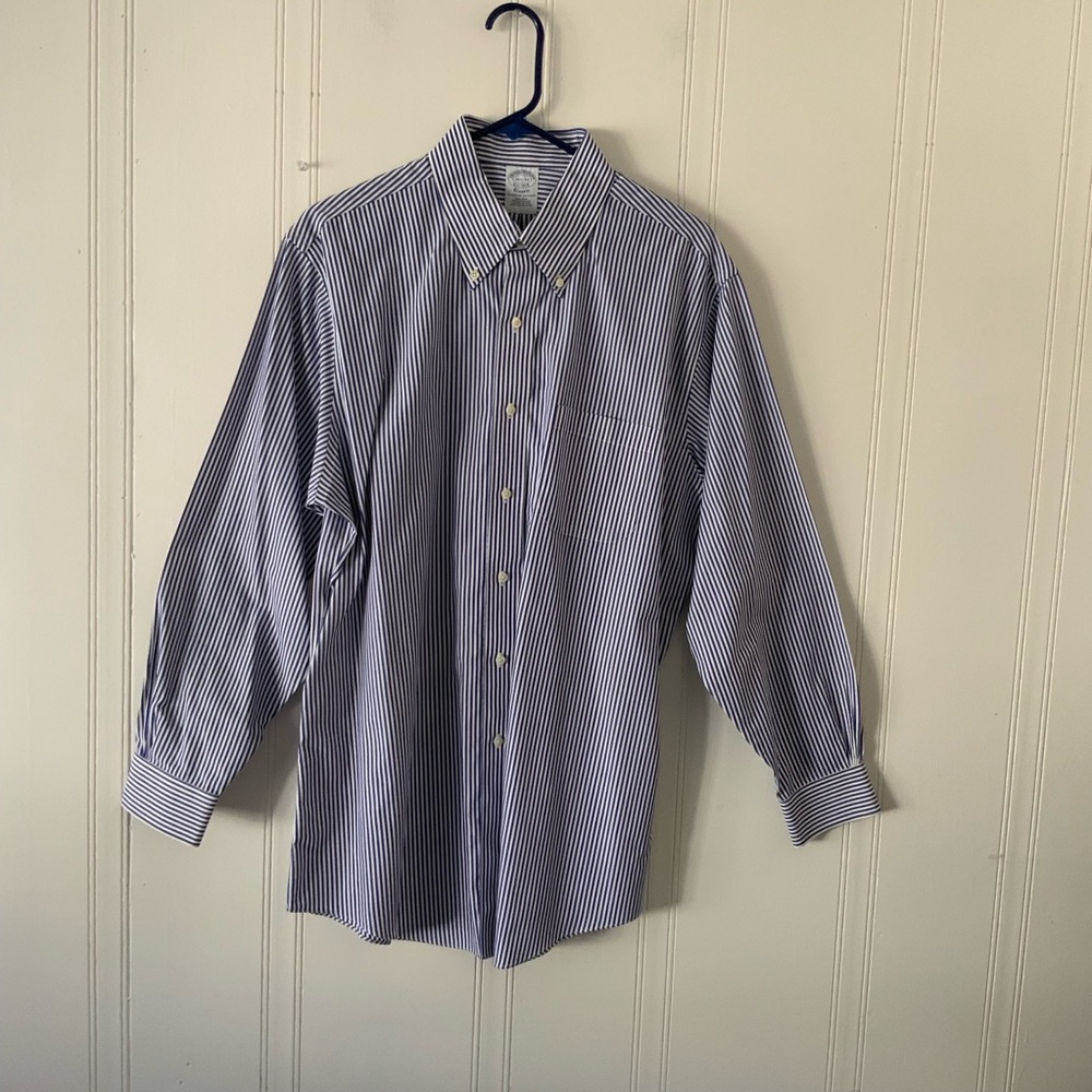 Brooks Brothers Blue Textured Casual Button Down Striped Shirt